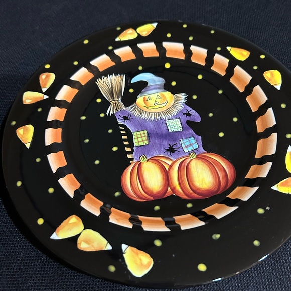 Festive Scarecrow Dinnerware Set - Black and Orange - Picture 2 of 4